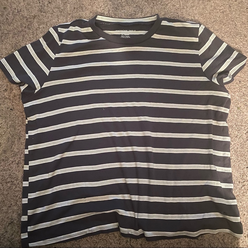 American eagle tshirt